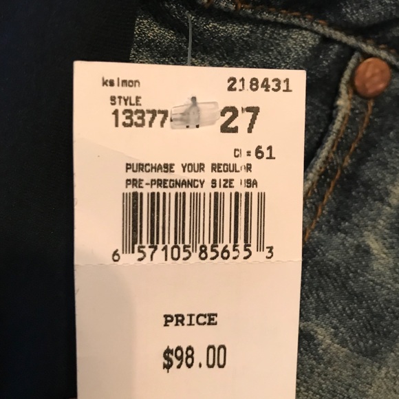 *SOLD*NWT Maternity Distressed Girlfriend Jeans - Picture 4 of 6